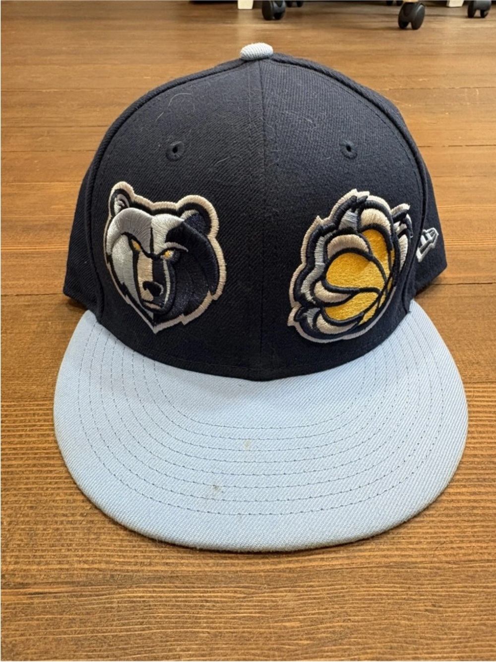 New Era 9FIFTY Two-Tone Snapback Hat - Navy & Light Blue